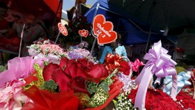 4 Kisah Romantis Tentang Bunga dan Cinta