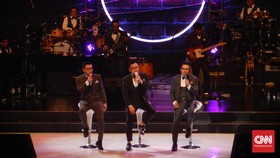 Gairah Cinta di Konser Tiga Dekade Kahitna