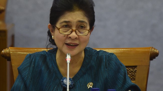 Sedikitnya 17.186 pendukung petisi daring mendesak pemerintah untuk mengumumkan nama-nama distributor dan rumah sakit yang diduga memakai vaksin palsu.