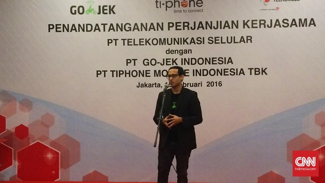 CEO Gojek Nadiem Makarim belum terpikir untuk melanjutkan ekspansi layanan yang digagasnya ke luar Indonesia.