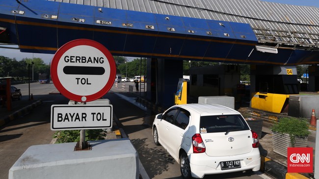 Pada level margin laba bersih, Jasa Marga mampu melampaui prediksi dengan angka 21,3 persen, naik dari 19,2 persen di 2015.