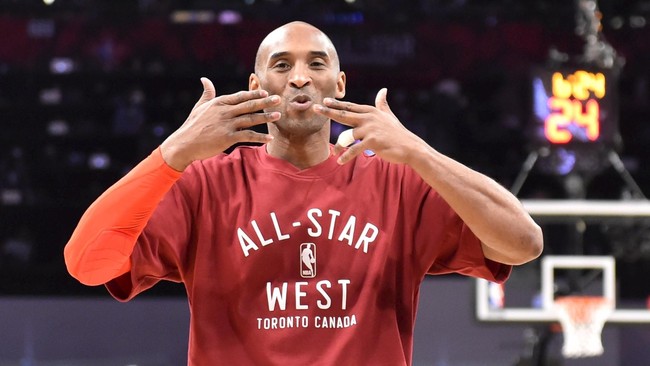 Para pendukung LA Lakers harus merogoh kocek dalam-dalam untuk menyaksikan laga terakhir Kobe Bryant di Staples Center.