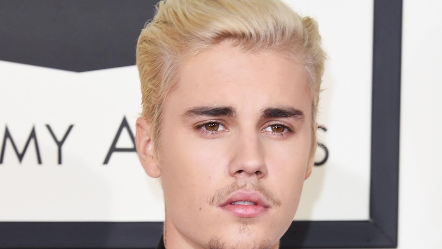 LOS ANGELES, CA - FEBRUARY 15:  Singer Justin Bieber attends The 58th GRAMMY Awards at Staples Center on February 15, 2016 in Los Angeles, California.  (Photo by Jason Merritt/Getty Images for NARAS)