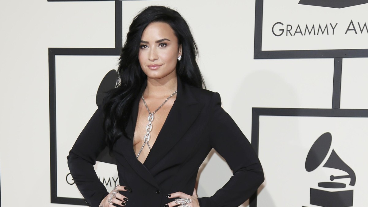 Busana-busana Terbaik Selebriti di Grammy 2016