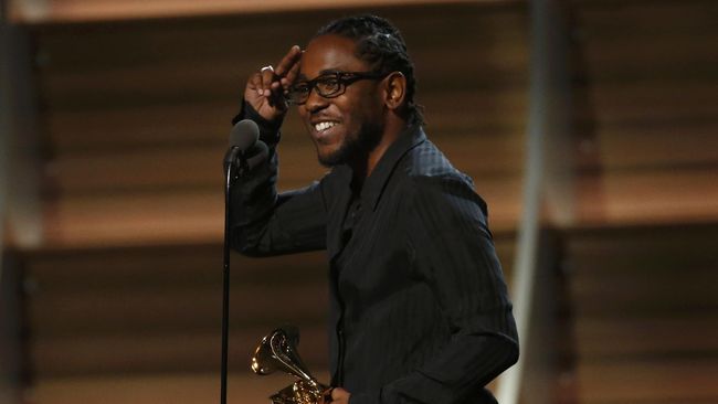Penyelenggara Grammy Award 2018 memastikan bahwa Kendrick Lamar akan menjadi pembuka acara malam penganugerahan penghargaan musik bergengsi mereka.