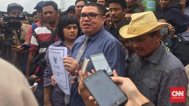 Abdul Aziz alias Daeng Aziz dijadwalkan diperiksa sebagai tersangka prostitusi hari ini di Polda Metro Jaya.