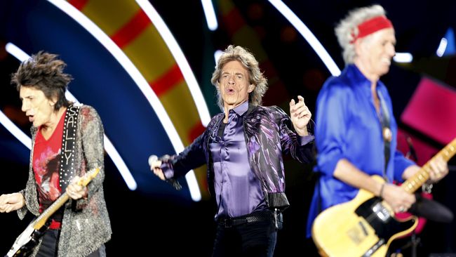 Setelah sempat dianggap menyimpang secara ideologi, The Rolling Stones bisa berpentas di lapangan terbuka dan gratis untuk masyarakat Kuba.