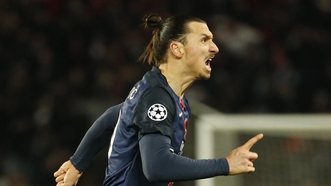 Zlatan Ibrahimovic menyatakan dirinya akan ada di PSG bila PSG bisa mengganti simbol kota Paris,  Menara Eiffel dengan patung dirinya.