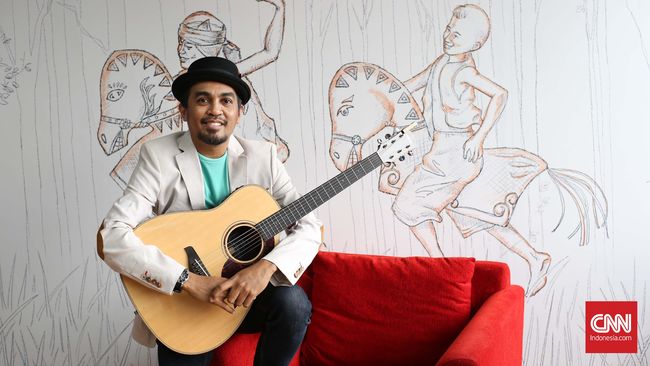 Pihak keluarga menyatakan musisi Glenn Fredly meninggal karena meningitis yang membuat kondisinya memburuk selama beberapa hari terakhir.