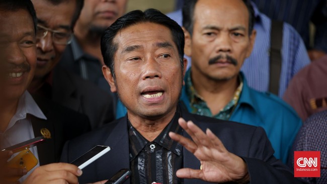 Terkait dengan kesiapan diperiksa penyidik, Lulung sesumbar sebagai orang yang selalu siap jika harus melalui proses pemeriksaan.