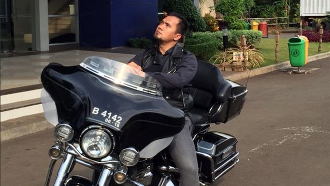 Psikolog Seksual Zoya Amirin mengatakan bahwa Saipul Jamil tidak tepat disebut sebagai paedofil.