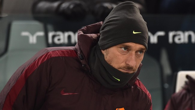 Kapten AS Roma, Francesco Totti, membuktikan usia bukan suatu hambatan untuk bisa tampil di ajang Liga Champions ketika melawan Real Madrid.