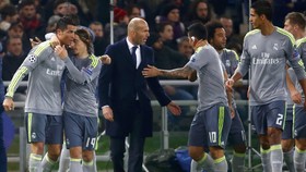 Real Madrid Bungkam AS Roma 2-0