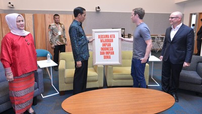 Ketika Jokowi <i>Blusukan</i> ke Markas Google dan Facebook