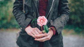 7 Cara Bermakna Rayakan Valentine untuk Diri Sendiri