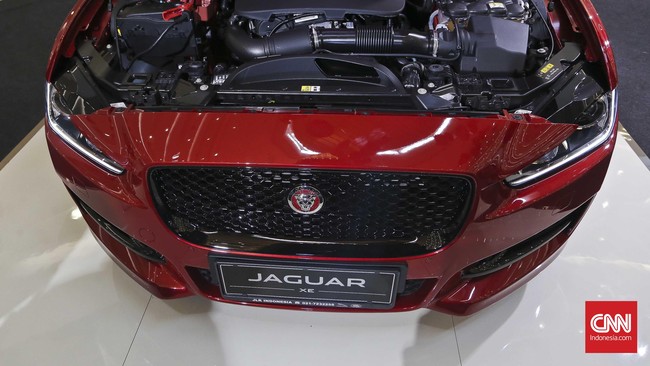 Jaguar- Land Rover Indonesia menargetkan sebanyak 200 unit kendaraanya terjual di Indonesia sepanjang 2017, baik itu Jaguar, Land Rover maupun Bentley.