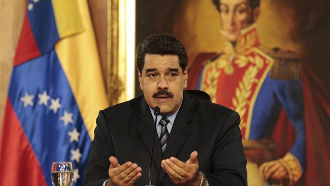 Presiden Venezuela, Nicolas Maduro, menyandera seorang jurnalis stasiun televisi Univision, Jorge Ramos, dan lima awaknya karena tersinggung saat diwawancara.