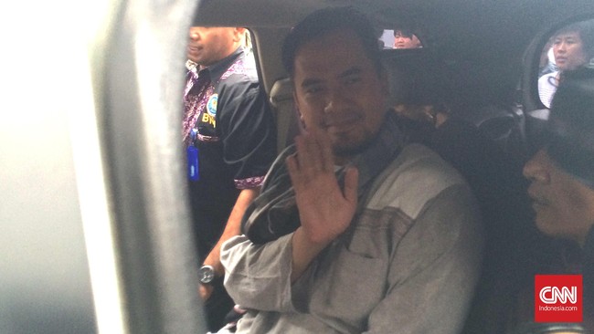 Ketua Majelis Hakim sidang kasus pencabulan pedangdut Saipul Jamil, Ifa Sudewi membantah terlibat kasus suap.