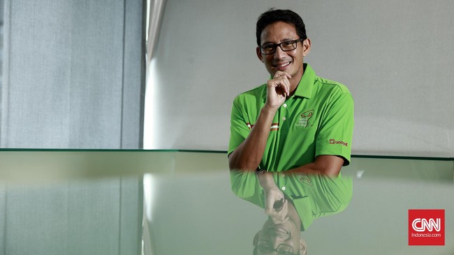 Sandi beralasan sudah tugas pemerintah menjadikan daya saing tenaga kerja Indonesia untuk bisa dipakai secara global.