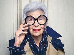 Ikon Fashion Iris Apfel Rayakan Ultah ke-102, Ini Rahasia Panjang Umurnya