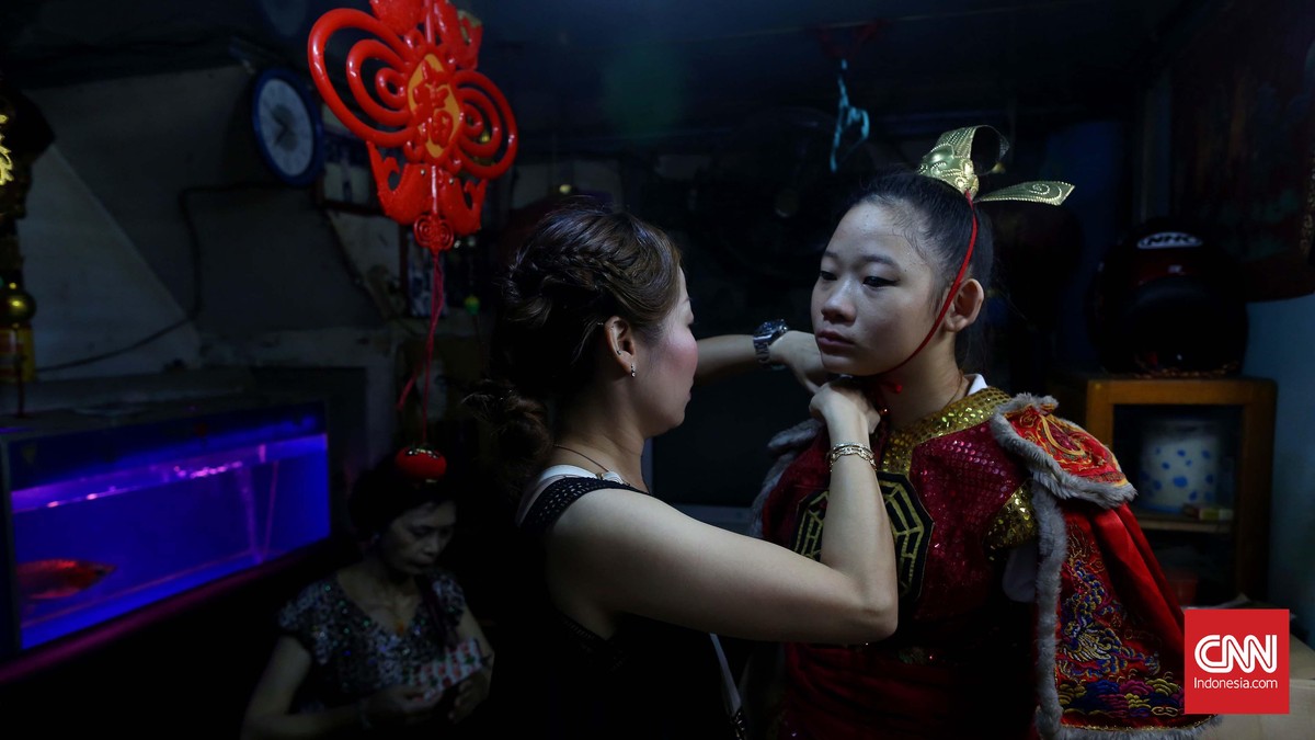 Sambut Cap Go Meh Lewat Ritual Tolak Bala Para Tatung