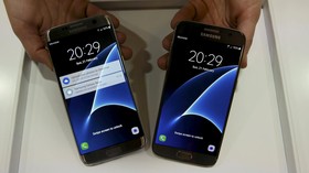 Huawei Bantah Buat Ponsel Layar Lengkung