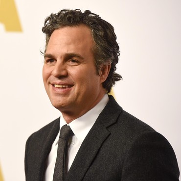 Dari Hulk, Mark Ruffalo Diminta Bong Joon Ho Main Serial 'Parasite'