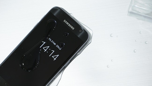 Samsung merilis smartphone Galaxy S7 dan S7 Edge di ajang Mobile World Congress di Barcelona, Spanyol, pagi ini.