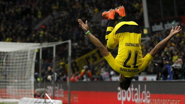 Setelah tertinggal 0-1 pada leg pertama, pada leg kedua untuk di akhir babak pertama Dortmund mampu menyeimbangkan kedudukan agregat tersebut lewat Aubameyang.