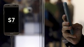 Enggan Mengulang Kesalahan, Samsung Tak Bawa S8 ke MWC 2017