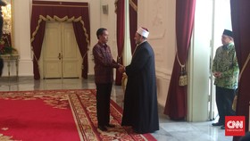 Jokowi Terima Imam Besar Universitas Al Azhar Mesir