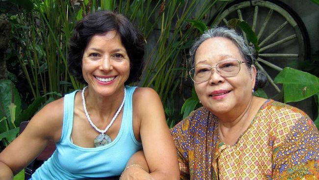 Putri Nh Dini, Marie-Claire Lintang, memilih jalur jadi pendidik. Apa ingatan terkuat tentang ibunya?