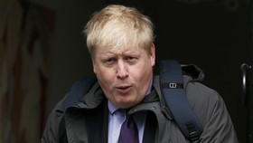 PM Inggris Kecam Komentar Eks-Menlu Boris Johnson Soal Burka
