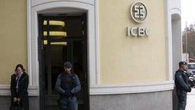 Sejumlah Bank China Bekukan Rekening Korut