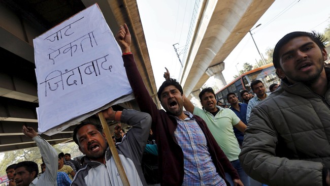 Setidaknya 19 orang tewas dalam kerusuhan di Haryana, India, yang memuncak pada Minggu (21/2). Namun kini, aksi protes tersebut sudah mereda.