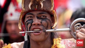 Meriahnya Festival Cap Go Meh di Singkawang