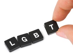 Geger Pasangan Gay Bercinta di Pura Bali Berujung Ditangkap Polisi