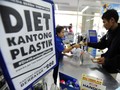 Peneliti Usul Cukai Plastik Dibebankan ke Konsumen