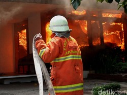 Gudang Ekspedisi di Tanjung Priok Kebakaran, Kerugian Ditaksir Capai Rp 1 M