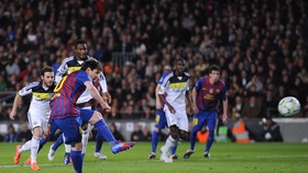Lagi-lagi Messi Bertemu Cech