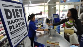 Suara dari Pasar Tradisional Soal Larangan Kantong Plastik