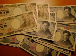 Nilai Yen Merosot, Terendah dalam 34 Tahun! Ini Solusi Pemerintah Jepang