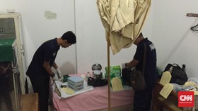 Obat-obatan Aborsi Ilegal Kedaluwarsa dan Alat Berkarat