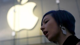 Serius Buat Mobil Listrik, Apple Rekrut Karyawan Tesla Lagi