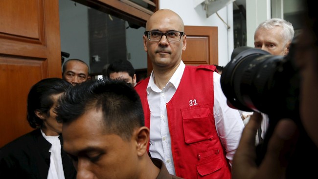 MA menjatuhkan vonis 11 tahun penjara kepada Neil Bantleman pada Februari 2016 karena dianggap terbukti melakukan pelecehan seksual.
