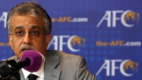 Kandidat Presiden FIFA  Beri 'Hadiah' Pelatih ke Pakistan