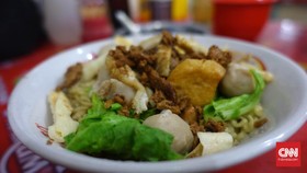 Kisah Semangkuk Bakmi Halal Legendaris di Kota Singkawang