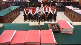Dua Terdakwa Pembunuh Salim Kancil Dituntut Seumur Hidup