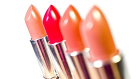 Sayonara Masker di AS, Penjualan Lipstik Meroket 80 Persen