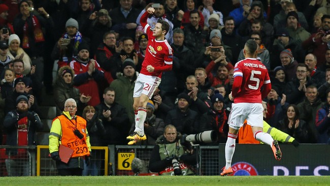 Manchester United akan berusaha mencegah Leicester City meraih kemenangan dan memastikan gelar Liga Primer Inggris musim ini di Old Trafford, Minggu (1/5).